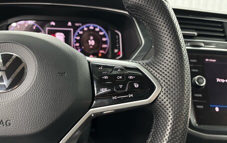Volkswagen Tiguan II, 2019 год, 2 497 000 рублей, 13 фотография