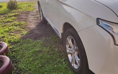 Mitsubishi Outlander III рестайлинг 3, 2012 год, 1 700 000 рублей, 4 фотография