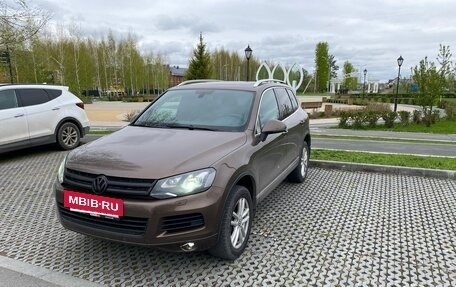Volkswagen Touareg III, 2011 год, 1 799 999 рублей, 6 фотография