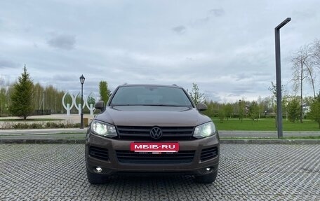 Volkswagen Touareg III, 2011 год, 1 799 999 рублей, 7 фотография