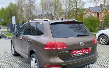 Volkswagen Touareg III, 2011 год, 1 799 999 рублей, 4 фотография