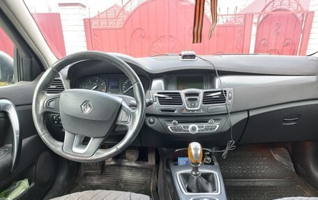 Renault Laguna III рестайлинг, 2009 год, 765 000 рублей, 3 фотография