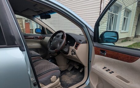 Toyota Ipsum II, 2001 год, 970 000 рублей, 17 фотография