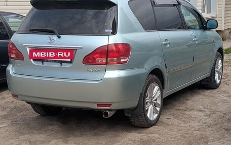Toyota Ipsum II, 2001 год, 970 000 рублей, 13 фотография