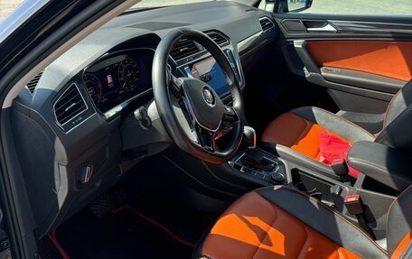 Volkswagen Tiguan II, 2018 год, 2 890 000 рублей, 5 фотография