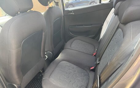 Hyundai i20 IB рестайлинг, 2010 год, 905 000 рублей, 6 фотография
