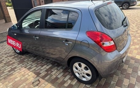 Hyundai i20 IB рестайлинг, 2010 год, 905 000 рублей, 5 фотография