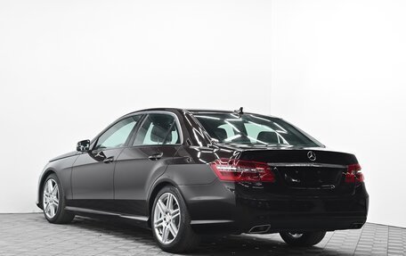 Mercedes-Benz E-Класс, 2011 год, 1 595 000 рублей, 3 фотография