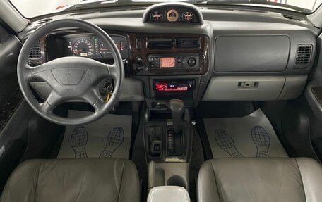 Mitsubishi Pajero III рестайлинг, 2004 год, 749 000 рублей, 9 фотография