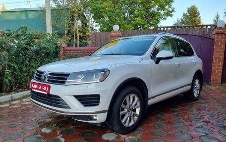 Volkswagen Touareg III, 2015 год, 2 800 000 рублей, 3 фотография