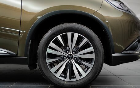 Mitsubishi Outlander III рестайлинг 3, 2019 год, 2 077 000 рублей, 25 фотография