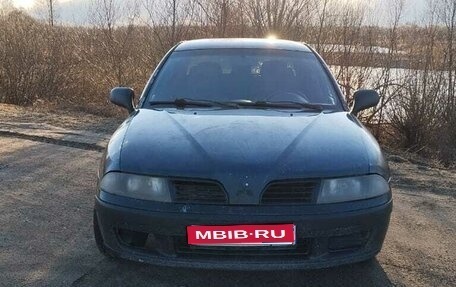 Mitsubishi Carisma I, 2002 год, 140 000 рублей, 1 фотография