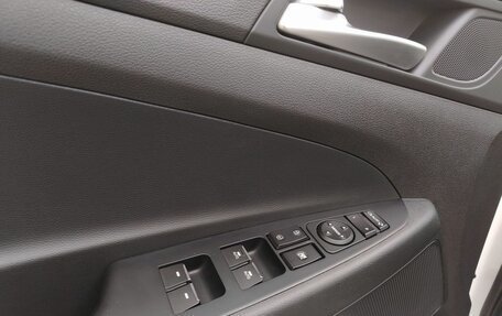Hyundai Tucson III, 2020 год, 2 450 000 рублей, 18 фотография