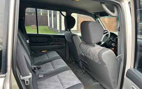 Toyota Land Cruiser 100 рестайлинг 2, 1999 год, 1 700 000 рублей, 7 фотография