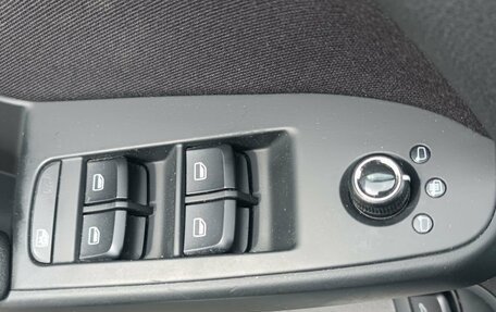 Audi A4, 2010 год, 796 000 рублей, 21 фотография