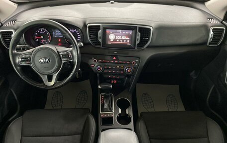 KIA Sportage IV рестайлинг, 2018 год, 1 999 000 рублей, 9 фотография