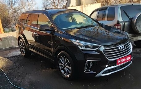 Hyundai Santa Fe III рестайлинг, 2017 год, 2 000 000 рублей, 1 фотография