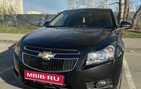 Chevrolet Cruze II, 2011 год, 810 000 рублей, 1 фотография