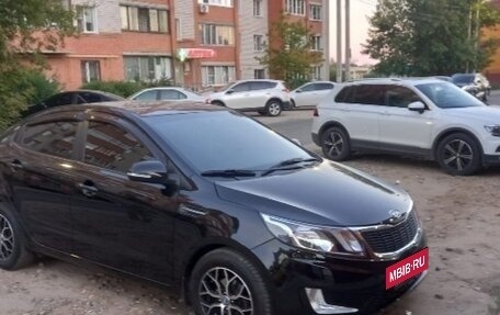 KIA Rio III рестайлинг, 2012 год, 980 000 рублей, 3 фотография