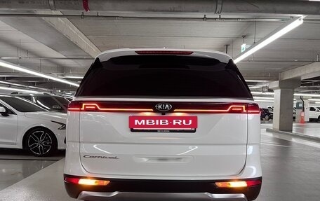 KIA Carnival, 2021 год, 3 330 000 рублей, 6 фотография