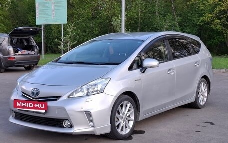 Toyota Prius Alpha I (ZVW40/41), 2014 год, 1 550 000 рублей, 3 фотография