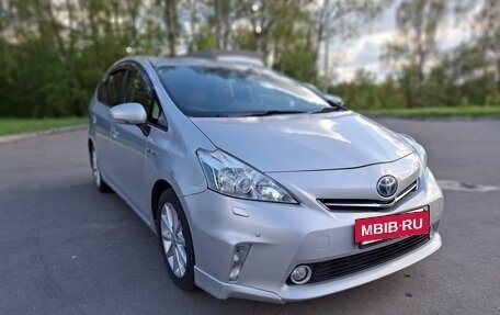 Toyota Prius Alpha I (ZVW40/41), 2014 год, 1 550 000 рублей, 12 фотография