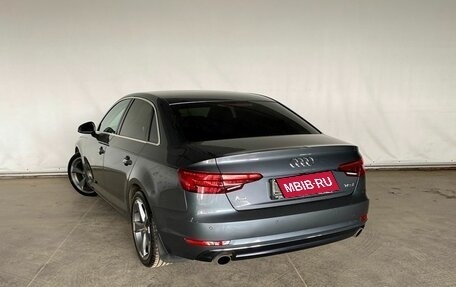 Audi A4, 2015 год, 2 000 000 рублей, 6 фотография