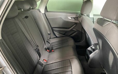 Audi A4, 2015 год, 2 000 000 рублей, 10 фотография