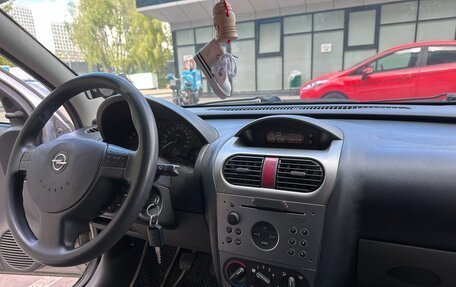 Opel Corsa C рестайлинг, 2001 год, 270 000 рублей, 27 фотография