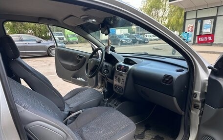 Opel Corsa C рестайлинг, 2001 год, 270 000 рублей, 26 фотография