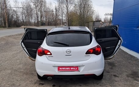 Opel Astra J, 2011 год, 750 000 рублей, 6 фотография