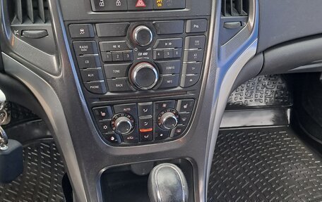 Opel Astra J, 2011 год, 750 000 рублей, 10 фотография