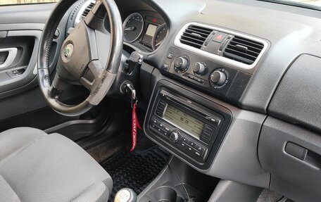 Skoda Fabia II, 2008 год, 499 999 рублей, 14 фотография