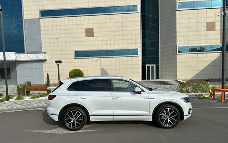 Volkswagen Touareg III, 2020 год, 6 200 000 рублей, 8 фотография