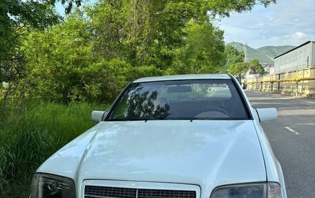Mercedes-Benz C-Класс, 1995 год, 373 000 рублей, 1 фотография