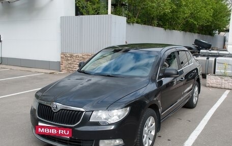 Skoda Superb III рестайлинг, 2012 год, 720 000 рублей, 5 фотография