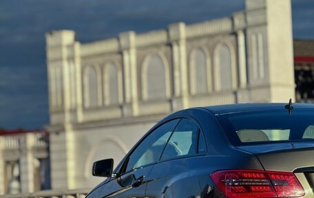 Mercedes-Benz E-Класс, 2012 год, 1 400 000 рублей, 5 фотография