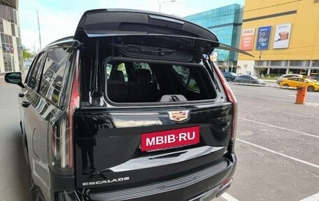 Cadillac Escalade V, 2023 год, 14 990 000 рублей, 9 фотография