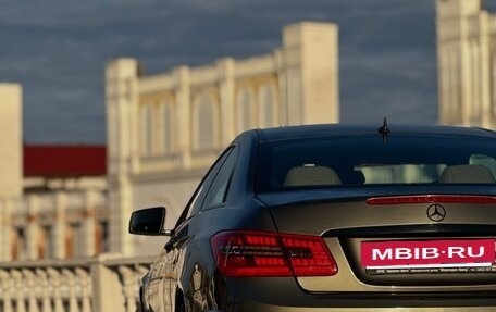 Mercedes-Benz E-Класс, 2012 год, 1 400 000 рублей, 10 фотография