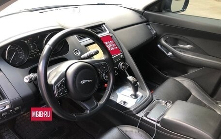 Jaguar E-Pace, 2018 год, 2 100 000 рублей, 13 фотография