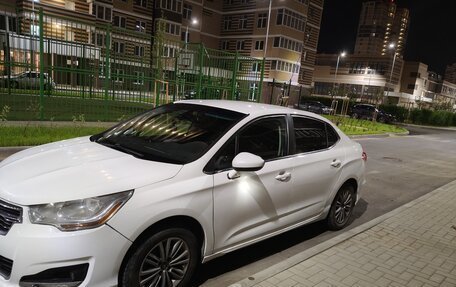 Citroen C4 II рестайлинг, 2015 год, 650 000 рублей, 3 фотография