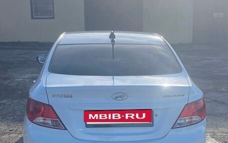 Hyundai Solaris II рестайлинг, 2012 год, 1 090 000 рублей, 2 фотография