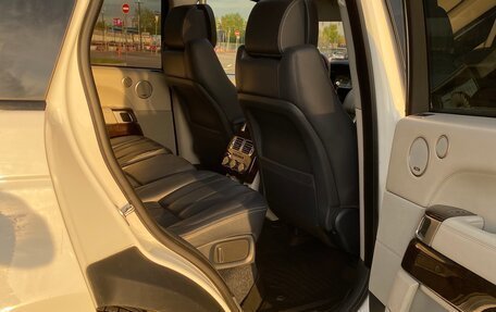 Land Rover Range Rover IV рестайлинг, 2017 год, 4 500 000 рублей, 7 фотография