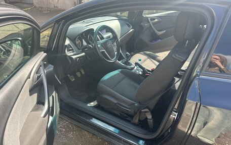 Opel Astra J, 2012 год, 815 000 рублей, 1 фотография