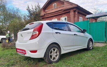 Hyundai Solaris II рестайлинг, 2014 год, 775 000 рублей, 2 фотография