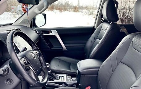 Toyota Land Cruiser Prado 150 рестайлинг 2, 2020 год, 6 500 000 рублей, 8 фотография