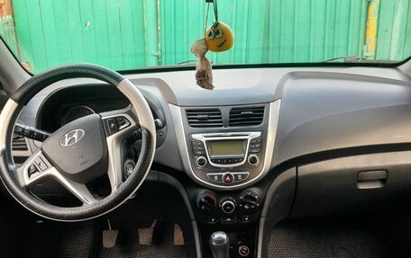 Hyundai Solaris II рестайлинг, 2014 год, 775 000 рублей, 6 фотография