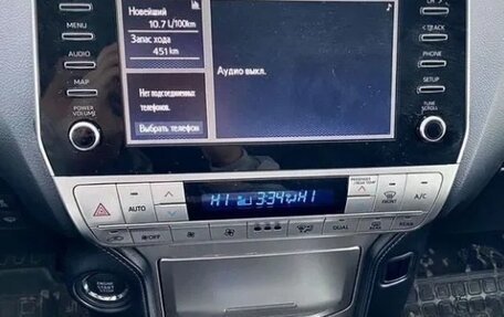 Toyota Land Cruiser Prado 150 рестайлинг 2, 2020 год, 6 500 000 рублей, 12 фотография