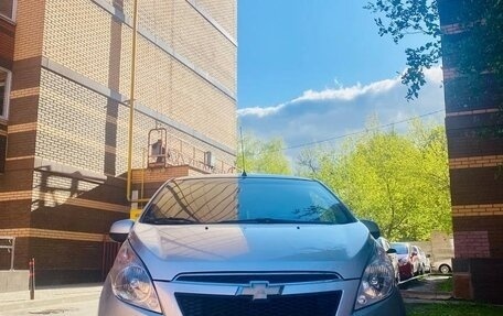 Chevrolet Spark III, 2011 год, 670 000 рублей, 2 фотография