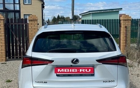 Lexus NX I, 2017 год, 3 550 000 рублей, 5 фотография